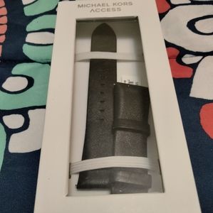 BRAND NEW.. Michael Kors, Bradshaw watch band, 22mm, Black